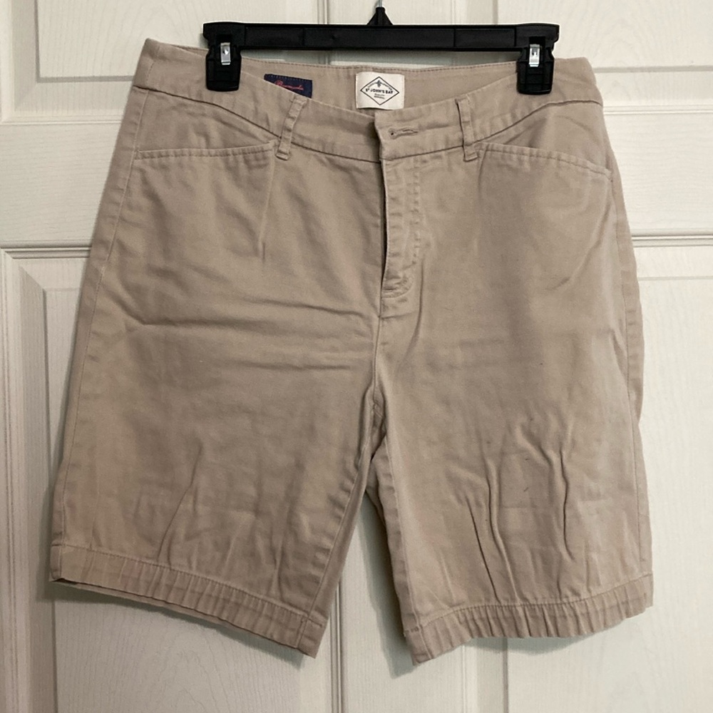 St John’s Bay women’s Bermuda shorts size 14P